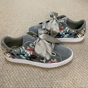 Puma velvet embroidered floral sneakers